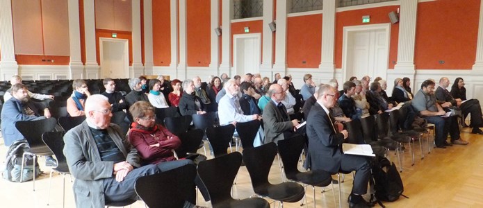 Teilnehmer der 500-Jahrfeier für Georg Fabricius in Meißen, Landesgymnasium St. Afra.