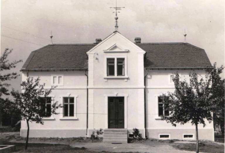 Auszugshaus der Familie Richter in Cunnersdorf/ Schönteichen auf der Hauptstraße..